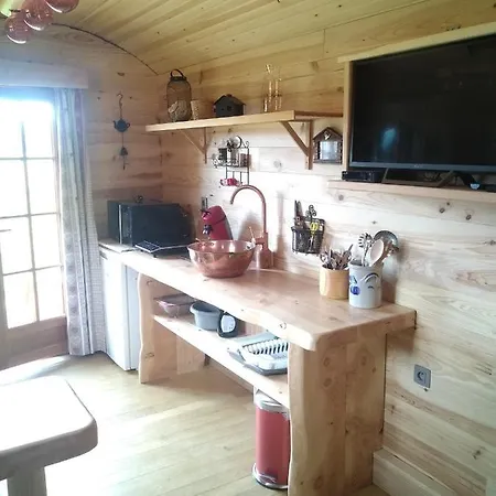 Au Paradou Du Bucheron Adults Only Lessive