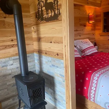 Au Paradou Du Bucheron Adults Only