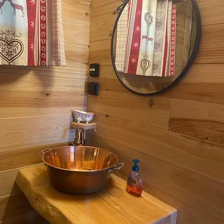 Au Paradou Du Bucheron Adults Only Lessive